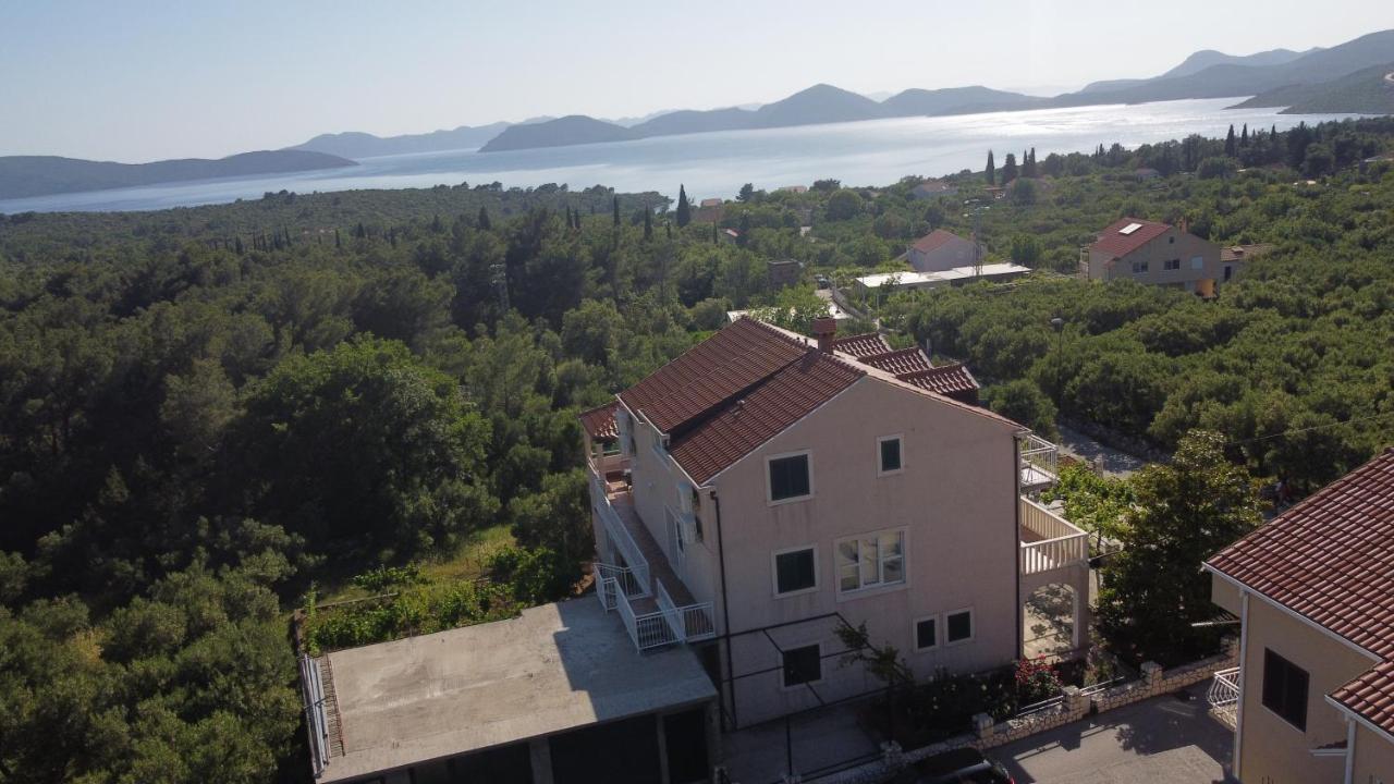 Apartments Kola Banići エクステリア 写真